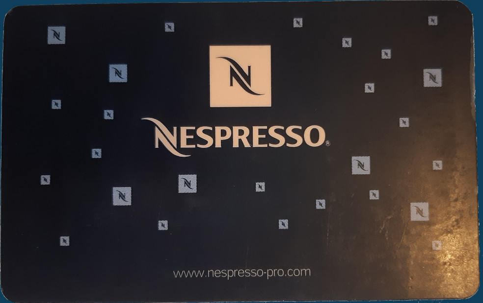 carte nespresso machine à café piratée